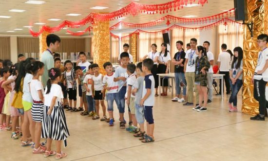 1xbet第四期“小候鸟”暑期班顺利开班